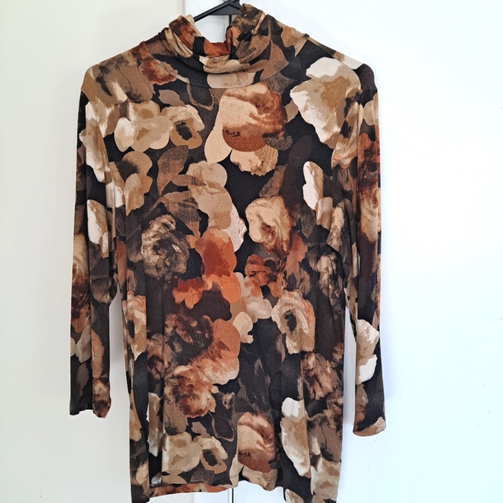 Adrienne Vittadini Floral Top